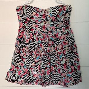 No Boundaries Multicolor Strapless Top, Women’s XXL